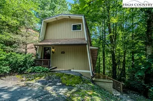 35 Maple Dr, Banner Elk, NC 28604 - Photo 1