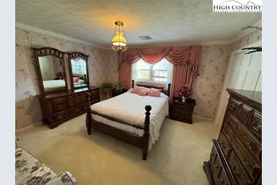 11644 Nc Hwy 88, Warrensville, NC 28693 - Photo 20