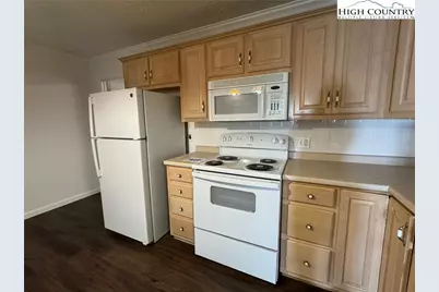 11644 Nc Hwy 88, Warrensville, NC 28693 - Photo 28