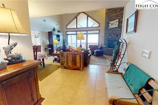 200 Trails End, Sugar Mountain, NC 28604 - Photo 4