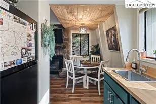 24 Creekside Dr, Banner Elk, NC 28604 - Photo 6