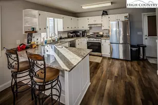 820 Hemlock Dr, Newland, NC 28657 - Photo 12