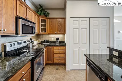 166 Trails End #34D, Sugar Mountain, NC 28604 - Photo 12