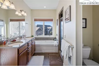 166 Trails End #34D, Sugar Mountain, NC 28604 - Photo 16