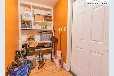 1080 Main Street NW, Lenoir, NC 28645 - Photo 28