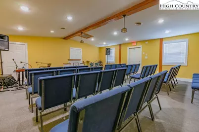 1080 Main Street NW, Lenoir, NC 28645 - Photo 22