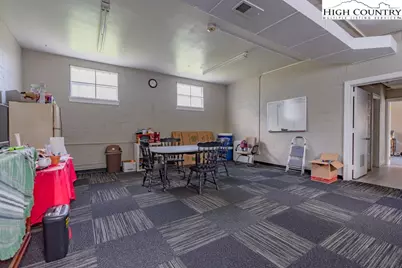 1080 Main Street NW, Lenoir, NC 28645 - Photo 20