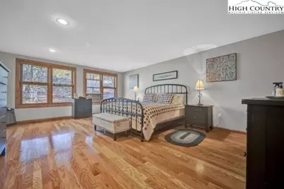 3974 Beech Mountain Road, Elk Park, NC 28622 - Photo 16