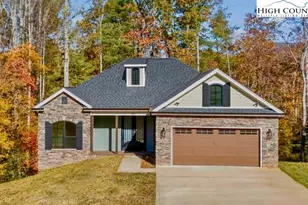 309 NE Sassafras Ct, Lenoir, NC 28645 - Photo 1