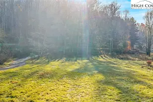 1451 Elliott Rd, West Jefferson, NC 28694 - Photo 4