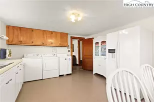 226 Loves Knob Rd, Sugar Grove, NC 28679 - Photo 36