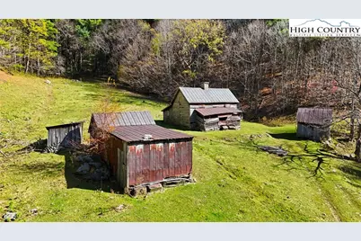 226 Loves Knob Road, Sugar Grove, NC 28679 - Photo 24