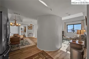 303 Sugar Top Dr, Sugar Mountain, NC 28604 - Photo 6