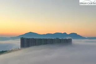 303 Sugar Top Dr, Sugar Mountain, NC 28604 - Photo 2