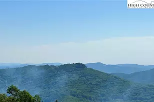 303 Sugar Top Dr, Sugar Mountain, NC 28604 - Photo 22