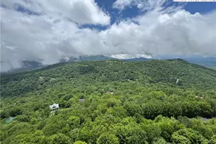 303 Sugar Top Dr, Sugar Mountain, NC 28604 - Photo 1