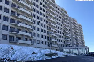 303 Sugar Top Dr, Sugar Mountain, NC 28604 - Photo 2