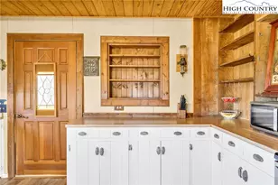 575 New River Cemetery Rd, Grassy Creek, NC 28631 - Photo 4