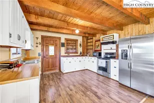 575 New River Cemetery Rd, Grassy Creek, NC 28631 - Photo 6