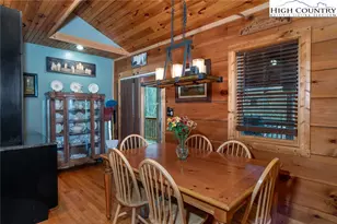 2417 Russell Norris Rd, Elk Park, NC 28622 - Photo 8