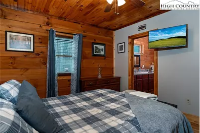 2417 Russell Norris Road, Elk Park, NC 28622 - Photo 10