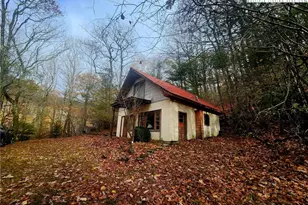 2876 Howard's Creek Rd, Boone, NC 28607 - Photo 8