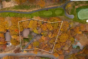 501 St Andrews Rd, Beech Mountain, NC 28604 - Photo 2