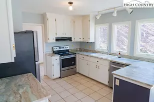 864 Trojan Horse Cir, Fleetwood, NC 28626 - Photo 6