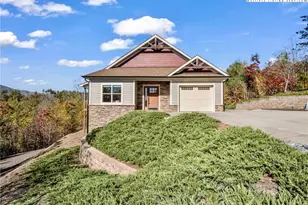 5588 Table View Ln, Lenoir, NC 28645 - Photo 2