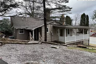 157 Cliff Ln, Blowing Rock, NC 28605 - Photo 2