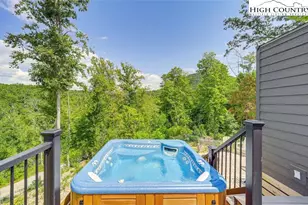 4635 Banbury Trl, Lenoir, NC 28645 - Photo 4