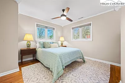 160 W Grandview Heights, Boone, NC 28607 - Photo 4