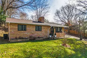 160 W Grandview Heights, Boone, NC 28607 - Photo 2