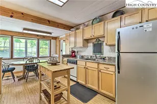 2280 Garvey Bridge Rd, Crumpler, NC 28617 - Photo 18