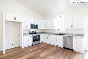 179 High Meadows Ln, Fleetwood, NC 28626 - Photo 4