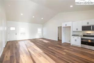 179 High Meadows Ln, Fleetwood, NC 28626 - Photo 6