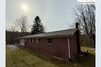 365 Ollis Road, Spruce Pine, NC 28777 - Photo 2