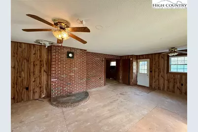 365 Ollis Road, Spruce Pine, NC 28777 - Photo 12