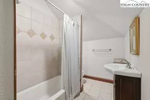 205 Timberlakes Dr, Todd, NC 28684 - Photo 46