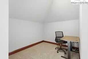 205 Timberlakes Dr, Todd, NC 28684 - Photo 26