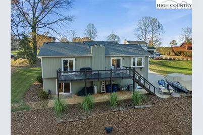 5979 Gold Creek Estate, Hickory, NC 28601 - Photo 38