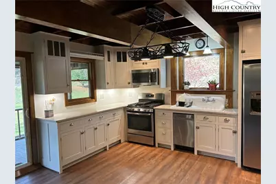 117 Deans Lane, Laurel Springs, NC 28644 - Photo 12