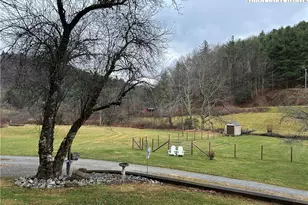 117 Deans Ln, Laurel Springs, NC 28644 - Photo 8