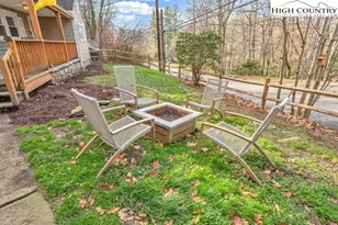 207 Old Turnpike Rd, Banner Elk, NC 28604 - Photo 10