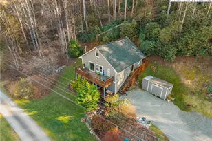 405 Sleepy Hollow Ln, Banner Elk, NC 28604 - Photo 40