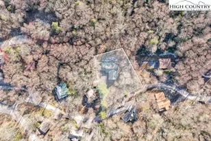 191 Mossy Creek Ln, Sugar Mountain, NC 28604 - Photo 42