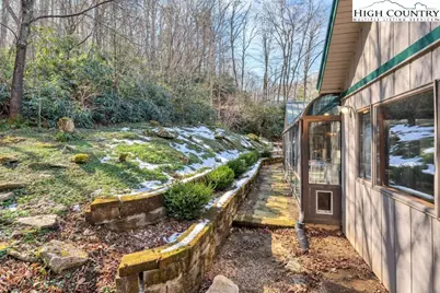 191 Mossy Creek Lane, Sugar Mountain, NC 28604 - Photo 8