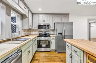 7 Legra Rd, Piney  Creek, NC 28631 - Photo 18