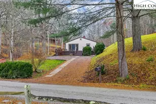 7 Legra Rd, Piney  Creek, NC 28631 - Photo 2