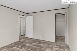 251 Center Ln, Thurmond, NC 28683 - Photo 24